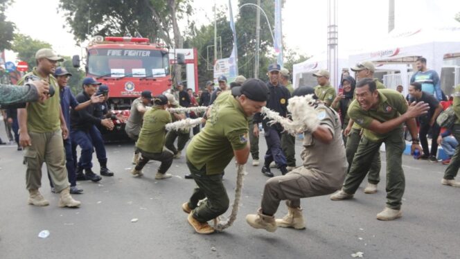 
					Seru! Setda Kota Probolinggo Hempaskan TNI
