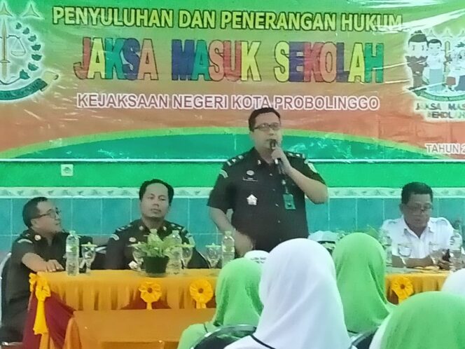 
					Jaksa Masuk Sekolah, Remaja Melawan Narkoba