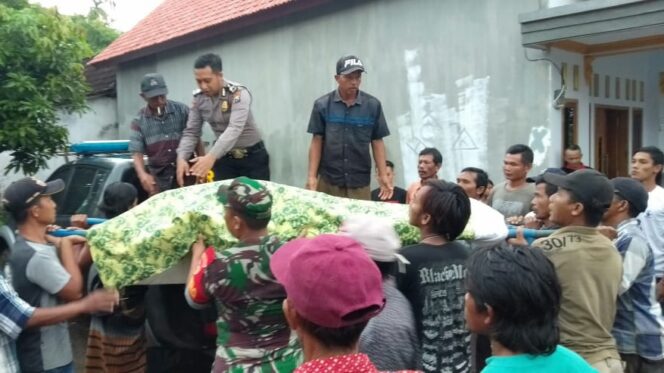 
					Panen Padi, Petani Tewas Tersambar Petir