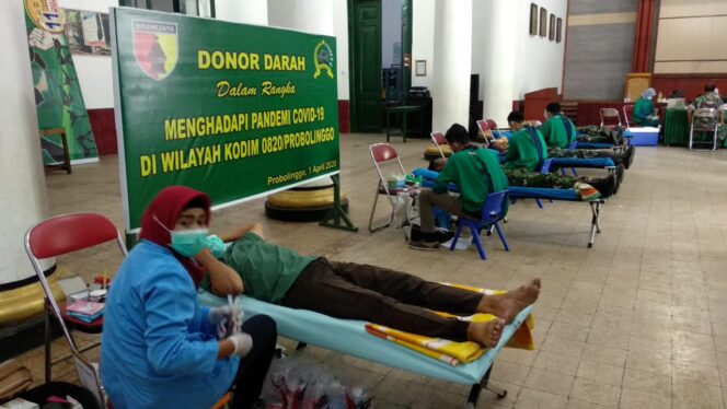 
					Virus Corona Mewabah, TNI Sumbang Darah