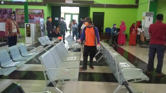 
					Area Publik di Kota Probolinggo Kembali Disemprot Disinfektan