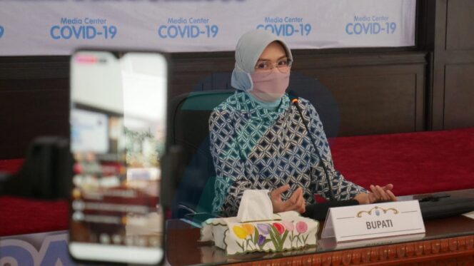 
					Bupati Tantri Larang Salat Idul Fitri di Masjid