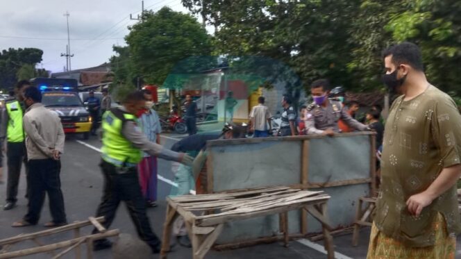 
					Jembatan ‘Uzur’ 42 Tahun Itu Akhirnya Ambrol