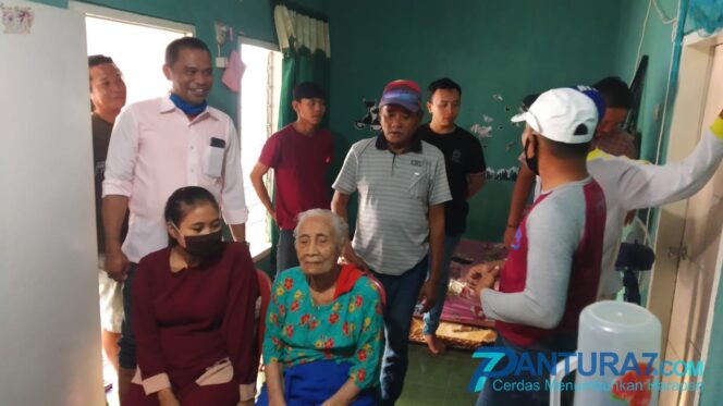 
					Polisi ‘Mengalah’, Periksa Mbok Suryo di Rumahnya