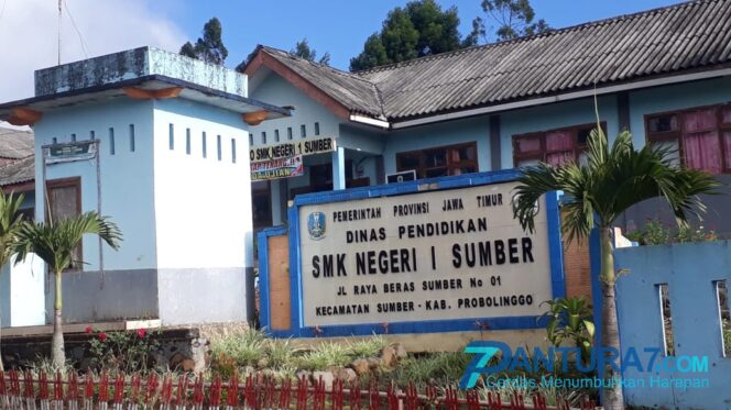 
					Agar Mau Sekolah di SMKN 1 Sumber, Anak-anak ‘Dirayu’