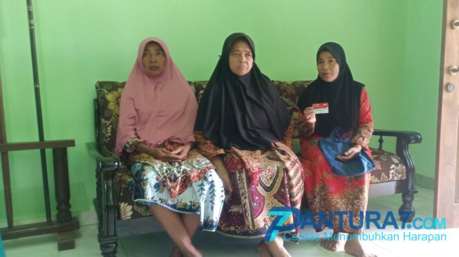 
					Terdata, Tiga Lansia di Kotaanyar tak Terima Uang Bansos