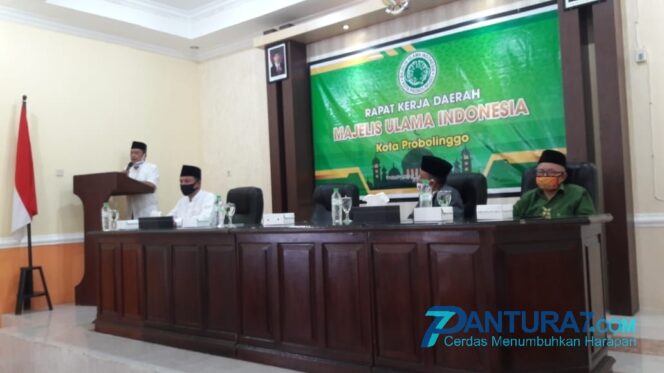 
					Anggaran Dikepras, MUI Hindari Kumpulan Orang