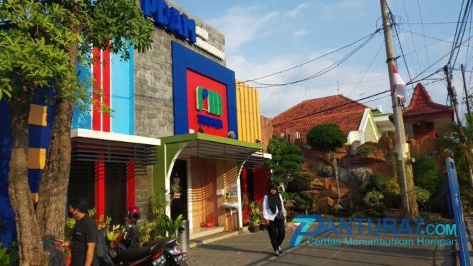 
					Tarif PDAM Membengkak, Warga Mengadu ke DPRD