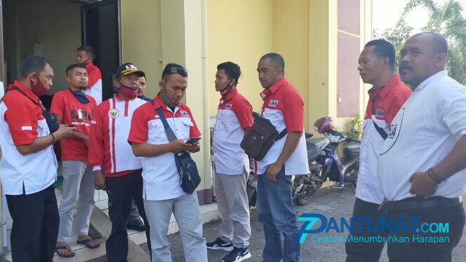 
					3 Pekan, Pelaku Pencemaran Nama Baik Belum Ditangkap