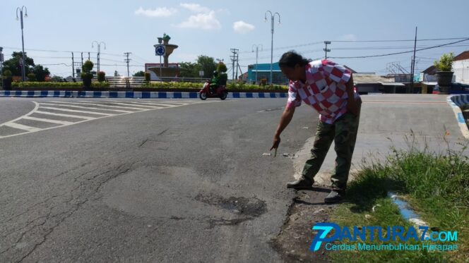 
					Jalan Rusak Dikeluhkan, Ini tanggapan DPUPR dan Komisi 3