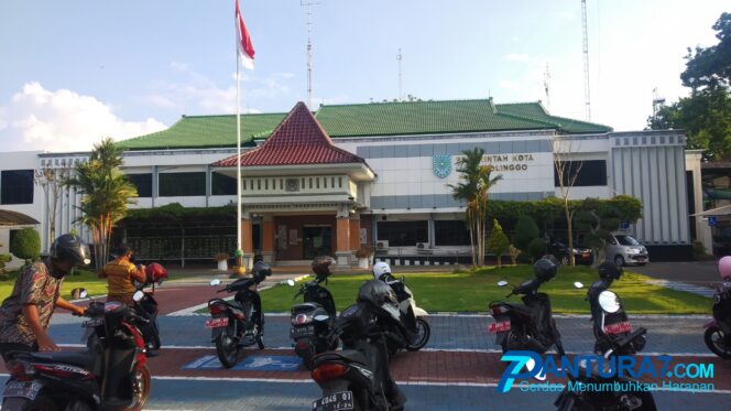 
					Walikota Copot Kepala Dinas Perizinan, Dilorot Jadi Staf Kecamatan
