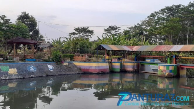 
					Dam Pleret, Wisata Air yang Andalkan Labu Madu