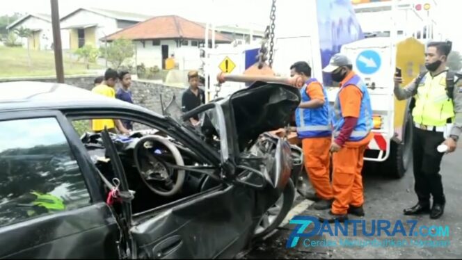 
					Laka di Jalur Surabaya – Malang, 1 Meninggal, 3 Luka