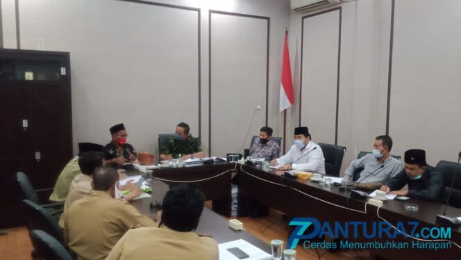 
					Penjaringan Perangkat Desa Ngerong Tuai Protes, Warga Wadul Dewan