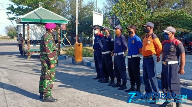 
					Pandemi Covid-19, Marinir Amankan PPP Mayangan