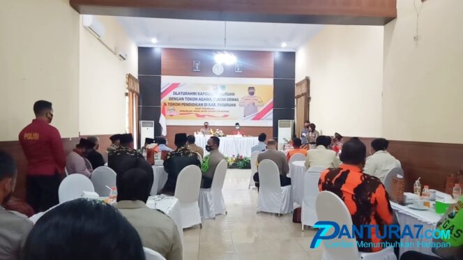 
					Polisi Sebut Demo Tolak UU Omnibus Law Tidak Beretika