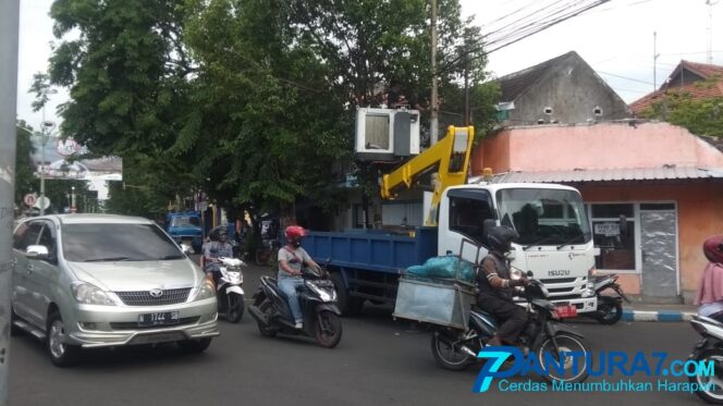 
					Listrik PLN Sering Padam, PJU Salah Satu Penyebab