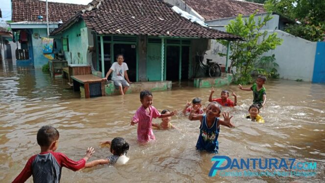 
					Warga Terdampak Banjir Pasuruan Pasrah, Setiap Tahun Terendam