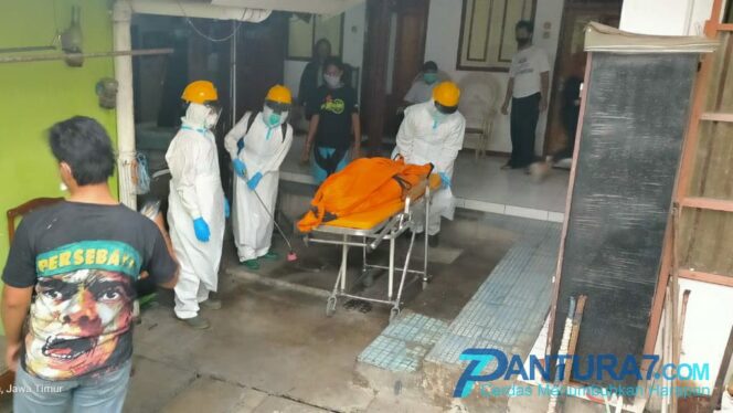 
					Perempuan Paruh Baya Ditemukan Tewas di Kamar Kos