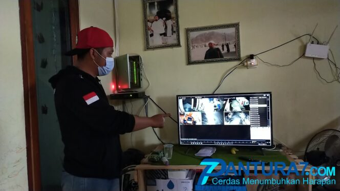 
					Rumah Mantan DPRD Disatroni Perampok