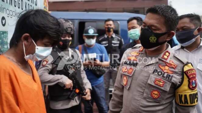 
					Dijerat Pasal Berlapis, Sopir MPU Penabrak Polisi Bisa Dipenjara 15 Tahun