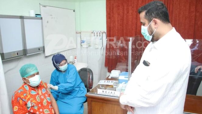 
					Vaksinasi Tahap 2 di Kota Probolinggo Sasar Jurnalis