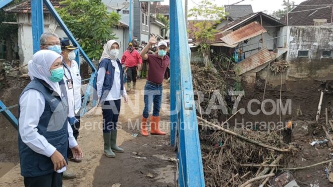 
					Minggu Besok, Bronjong Dipasang Atasi Banjir Dringu