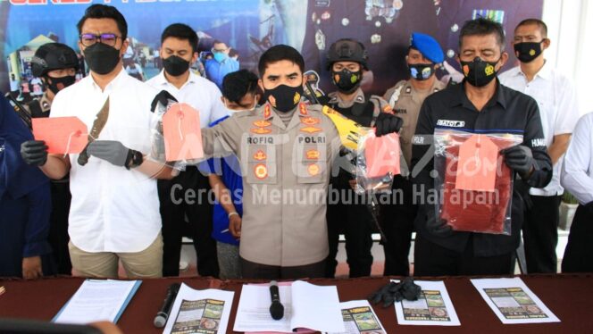 
					Sadis! Remaja Kejayan Bunuh Sahabat Demi Sepeda Motor