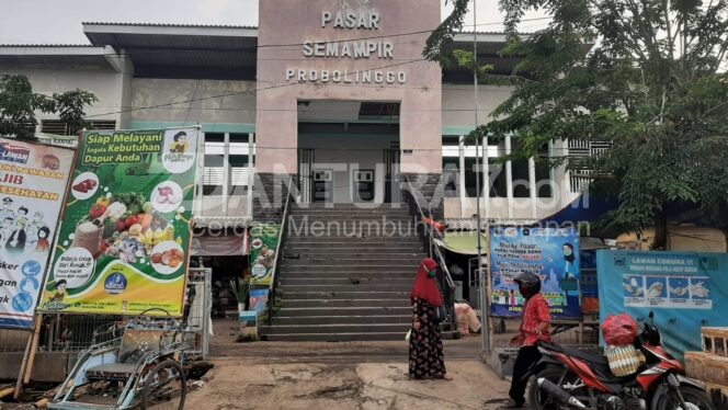 
					Belum Ada Data Pedagang, Vaksinisasi Tertunda