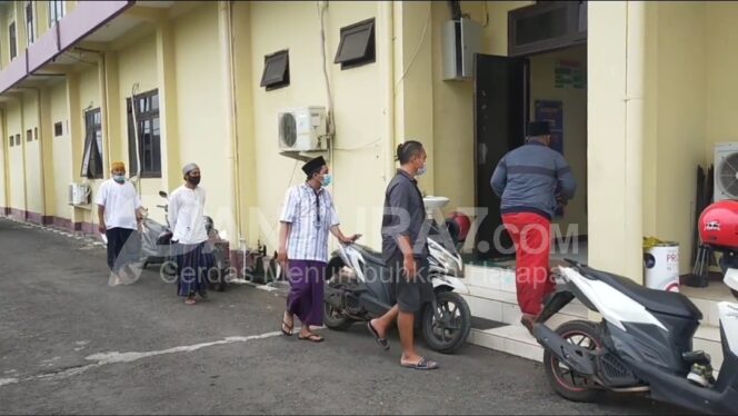 
					Polisi Tetapkan 2 Tersangka dalam Jemput Paksa Jenazah di RSU Wonolangan