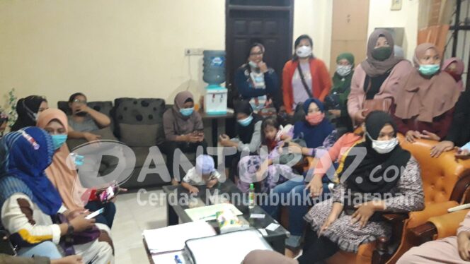
					Owner Arisan Online Dipolisikan, Disebut Gelapkan Uang Rp 400 Juta