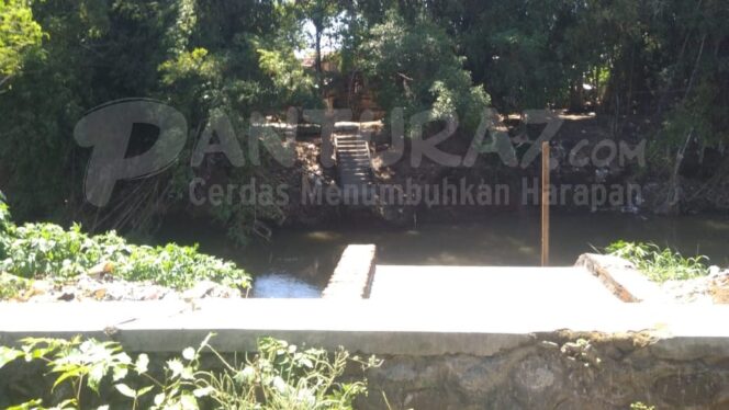 
					Proyek Jembatan Kedungasem Ganggu Akses, Warga Minta Jembatan Darurat
