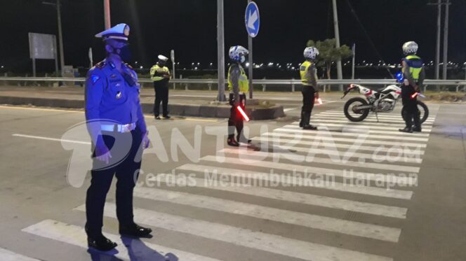 
					Jangan Mudik! Ada Pos Penyekatan di Tol Paspro