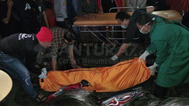 
					Ayah Tabrak Gerobak, Pelajar Tewas