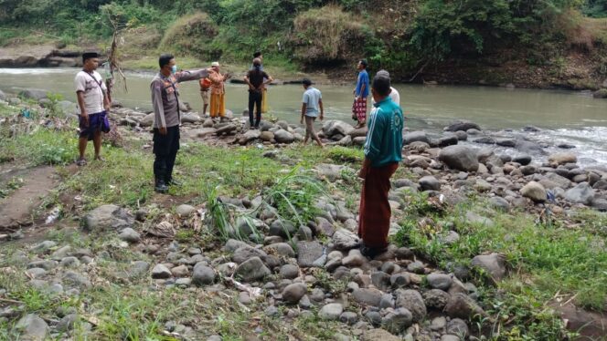 
					Mandi di Sungai Pekalen, Bocah 6 Tahun Ditemukan Tewas