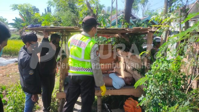 
					Pria Tanpa Identitas Ditemukan Tak Bernyawa di Gardu Pinggir Sawah