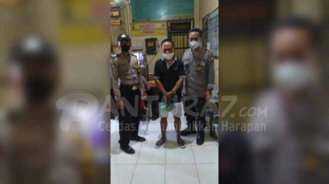 
					Cinta Ditolak, Ancam dengan Bawa Celurit, Residivis Ditangkap