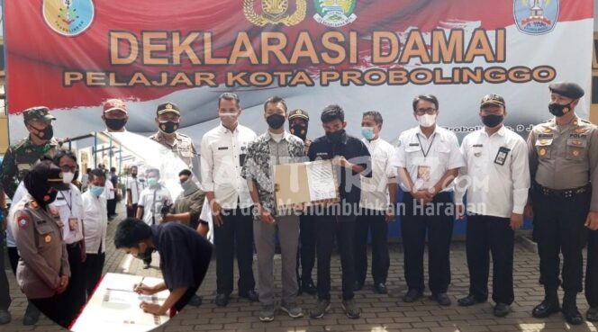 
					Tawuran SMK A. Yani Vs SMK 4 Berakhir Damai