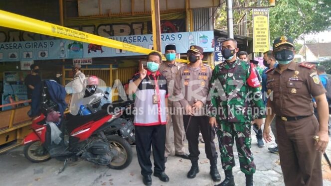 
					Mangkir dari Sidang PPKM Darurat, Warkop di Pandaan Didenda Rp5 Juta