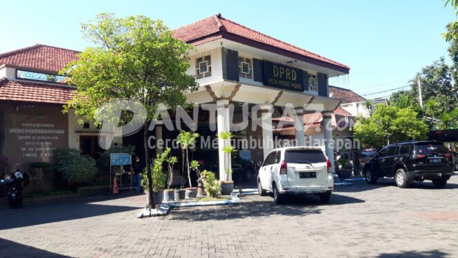 
					Tiga Anggota Dewan Terpapar Covid-19, Satu Orang Dirawat di ICU