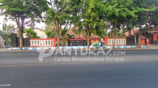 
					Kosong Sebulan, KPU Probolinggo Buka Seleksi Sekretaris Baru