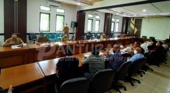 
					Pembangunan Infrastruktur di Kab. Pasuruan Mandeg, Aktivis Lurug Dewan-OPD 