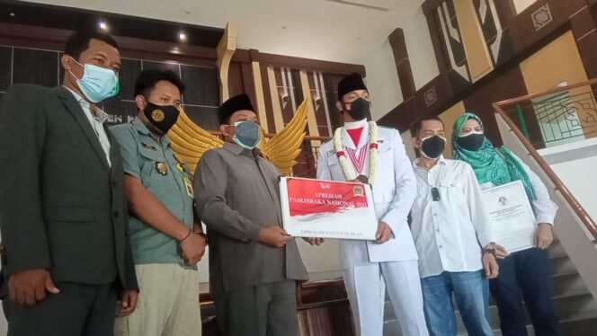 
					Hafiz Habibullah, Anggota Paskibraka Nasional asal Kab. Pasuruan Banjir Penghargaan