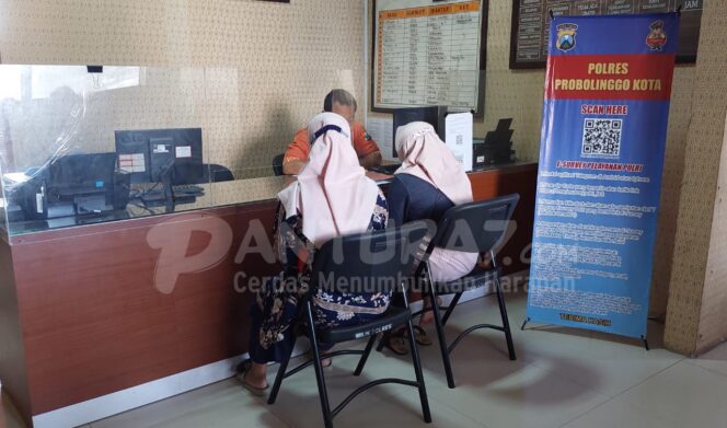 
					Dua Ibu Muda asal Sumberasih Lapor Polisi, Ngaku Anaknya Dicabuli Walikelas