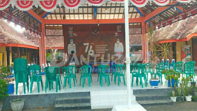 
					Pelantikan Pj Kades, Kecamatan Krejengan Pilih Mundur