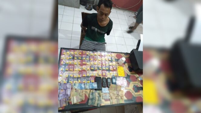 
					Miliki Ribuan ‘Pil Setan’, Petani Asal Kraksaan Dibekuk Polisi