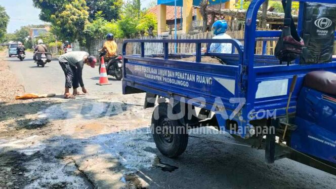 
					Dikeluhkan Warga, Jalan Penghubung 3 Kecamatan Diperbaiki