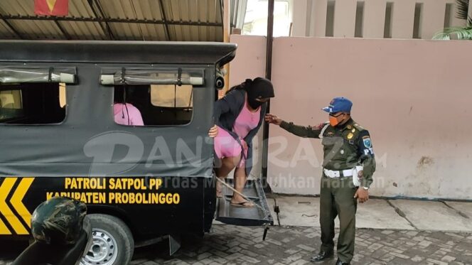 
					Duh! 3 PSK Bertarif Rp100 Ribu di Probolinggo Positif Idap HIV/AIDS
