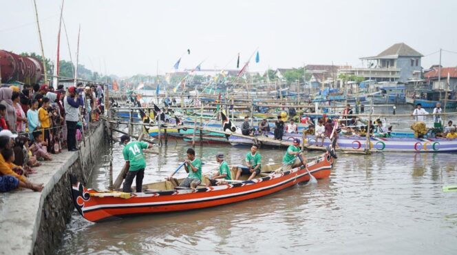 
					Kembangkan Wisata Bahari, Pemkot Pasuruan Gelar Lomba Dayung Kapal Nelayan