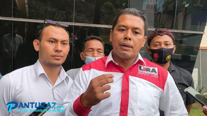 
					Oknum LSM Lira Dilaporkan Memeras, Ini Faktanya